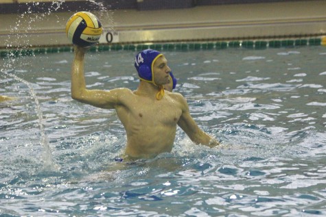 Boys water polo dives into state