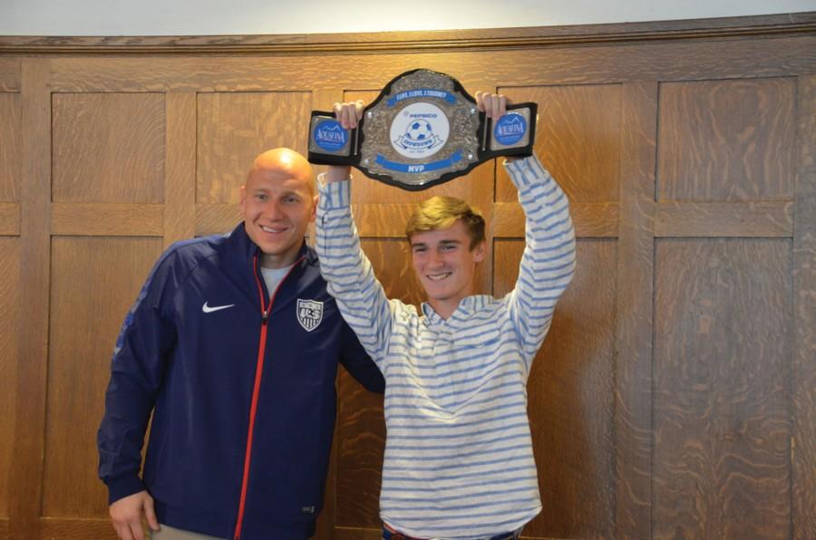 Economou and Guzan with the award (Leigh Hall)