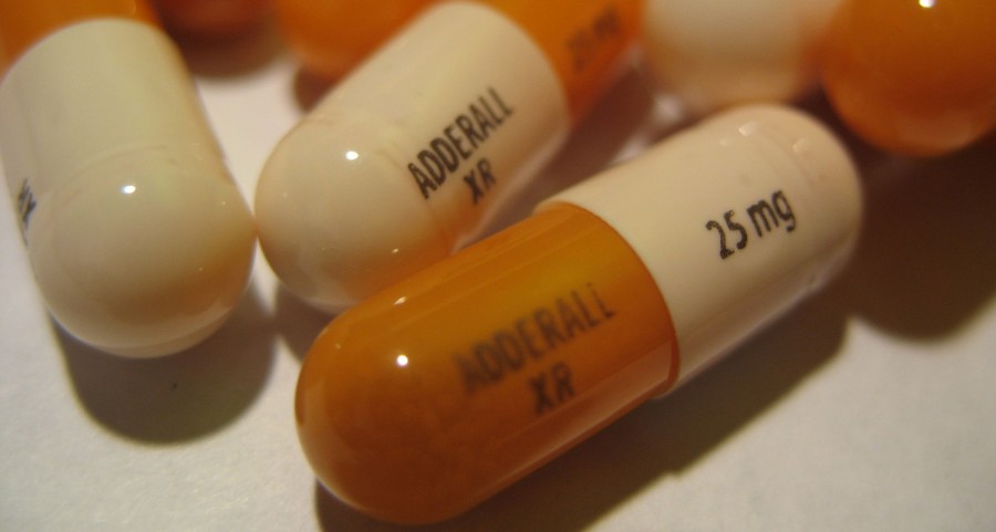 Adderall pills (highschoolfootballamerica.com).