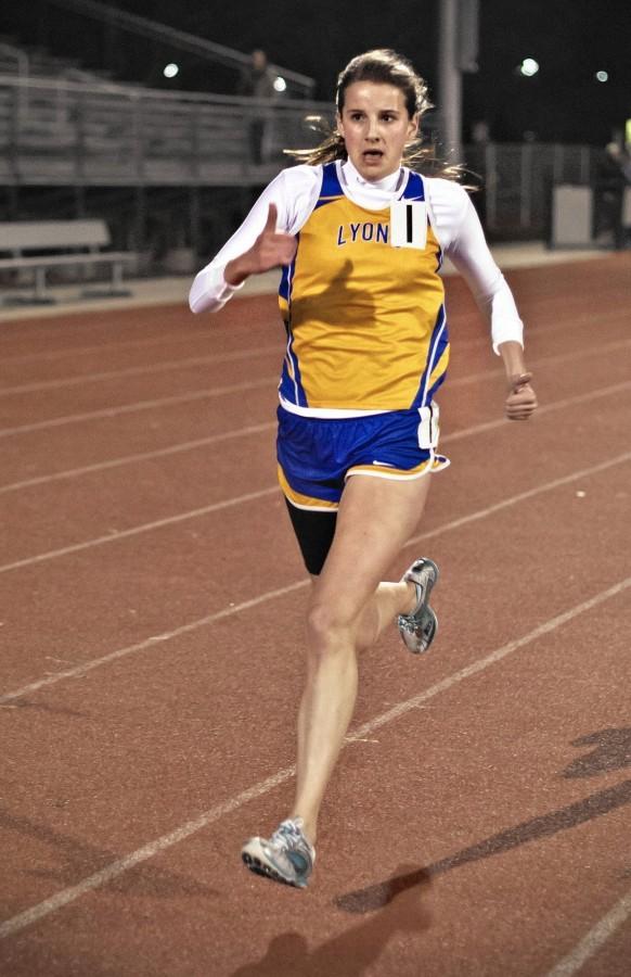 Vanessa Flaherty races down the track.