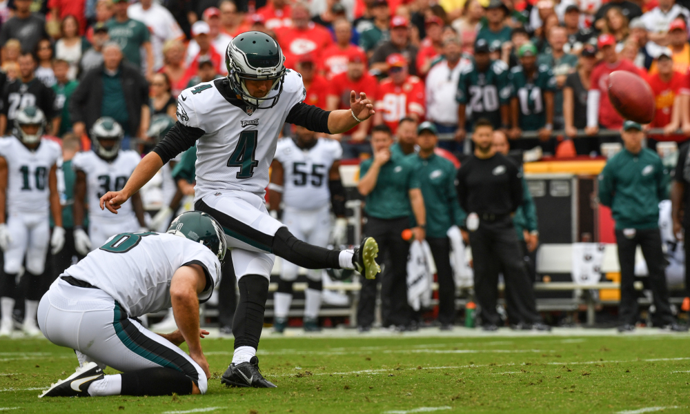 KANSAS CITY, MO - SEPTEMBER 17: Kicker Jake Elliott #4 of the Philadelphia Eagles kicks a successful field goal from the hold of Donnie Jones #8 during the first quarter of the game against the Kansas City Chiefs at Arrowhead Stadium on September 17, 2017 in Kansas City, Missouri. ( Photo by Peter Aiken/Getty Images)