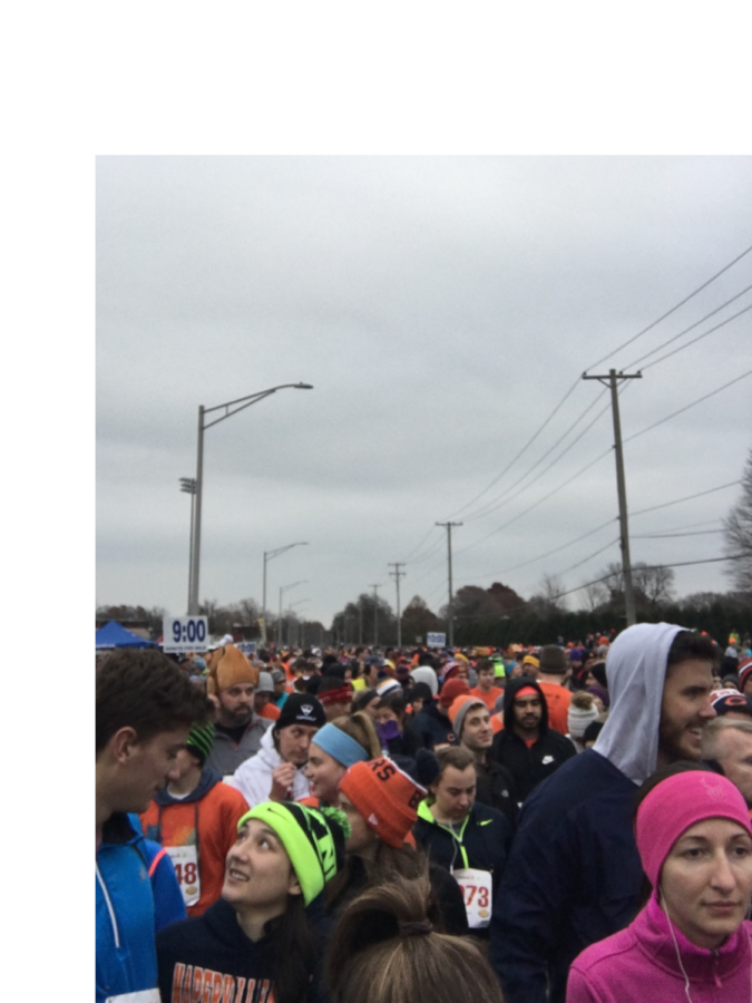 Pre-race excitement at the Naperville Turkey Trot