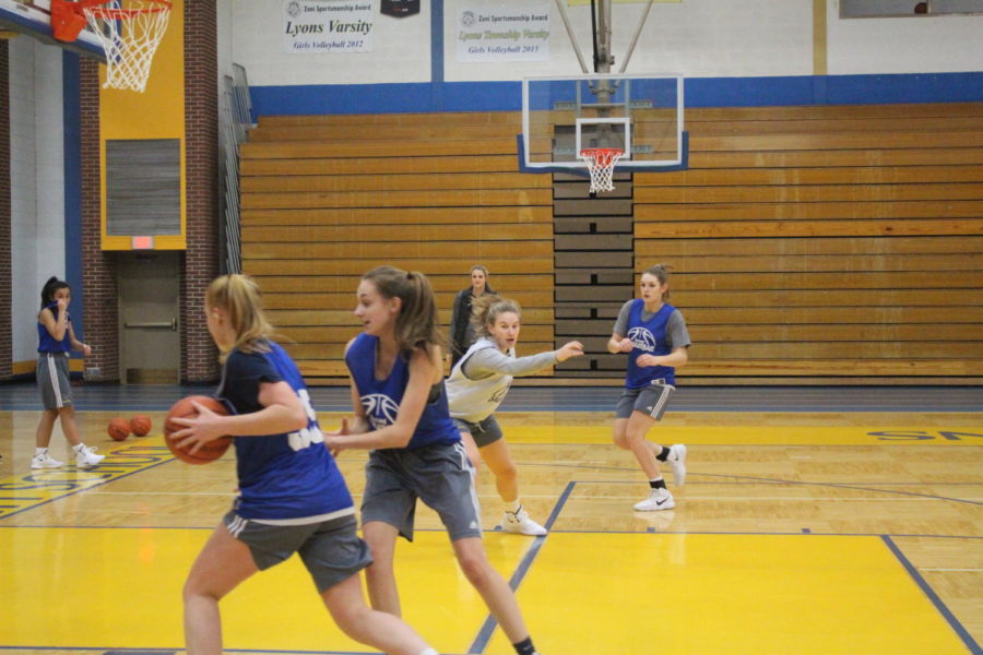 The team practices a scrimmage game to improve their ball-handling skills and competitiveness (Kahn/LION).