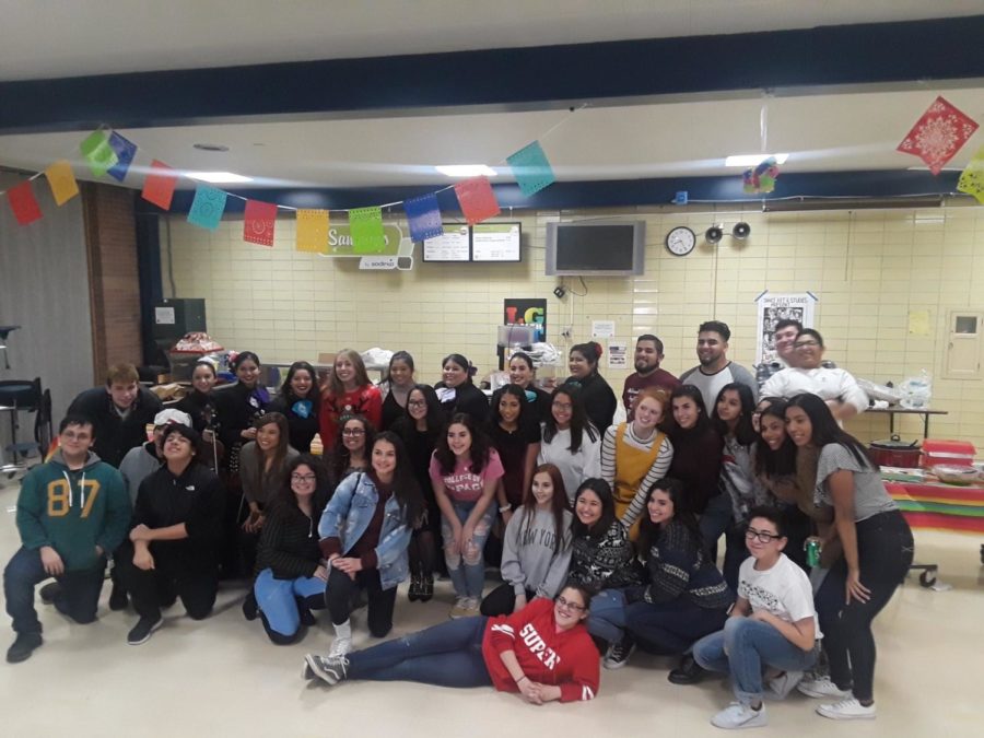 Attendee's of the NHI event "Noche Navideña"
