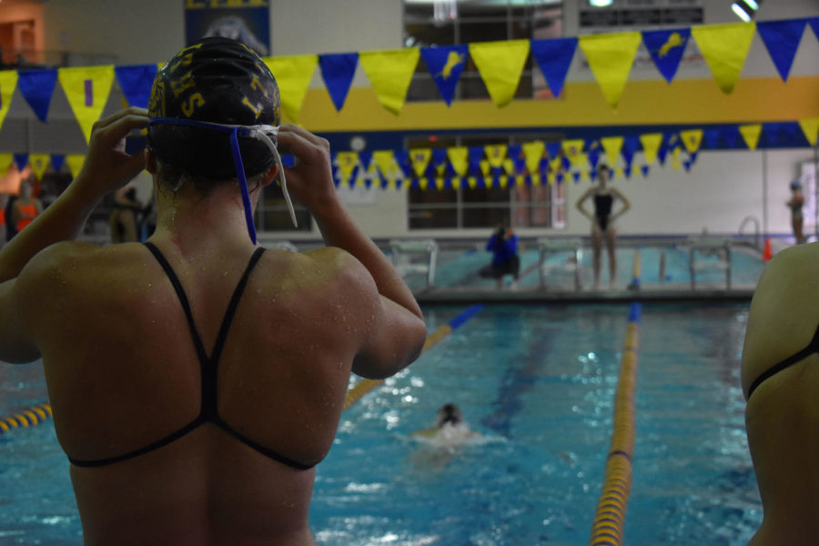 Callahan Dunn ‘20 prepares to anchor one of the relay sat LT’s relay invite earlier this year. Female sports tend to get much less attention than male sports. (Kulat/LION).