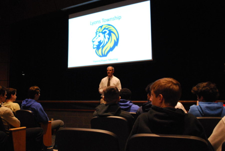 Hartman talks to players and parents about his goals for LTs football program at the Tuesday meeting (Valdes/LION).