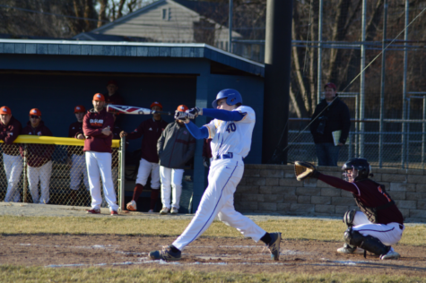 Baseball expects wins