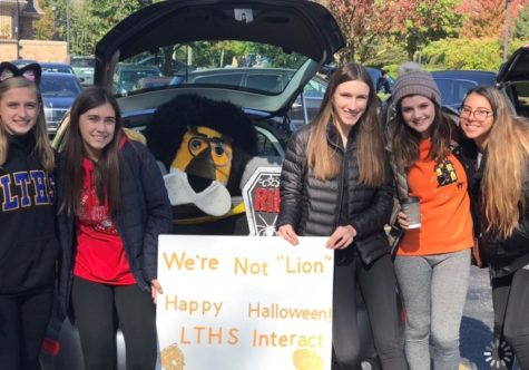 LT students participate in ‘trunk-or-treat’