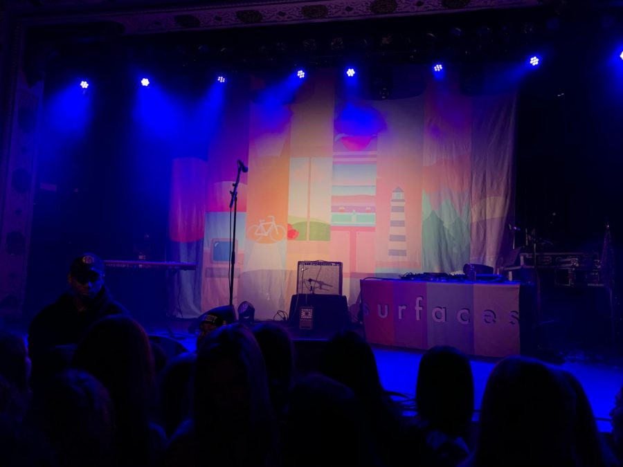 The stage at the Surfaces concert (LION/Williams)