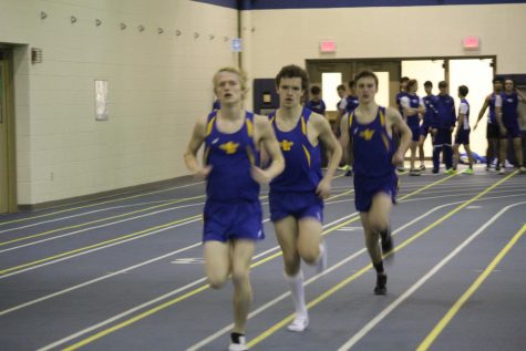 Boys track and field prepares for season meets