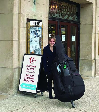  Madison Kraus ‘22 outside of Orchestra Hall on Michigan Avenue in Chicago, where CYSO performs. (photo courtesy of Kraus)