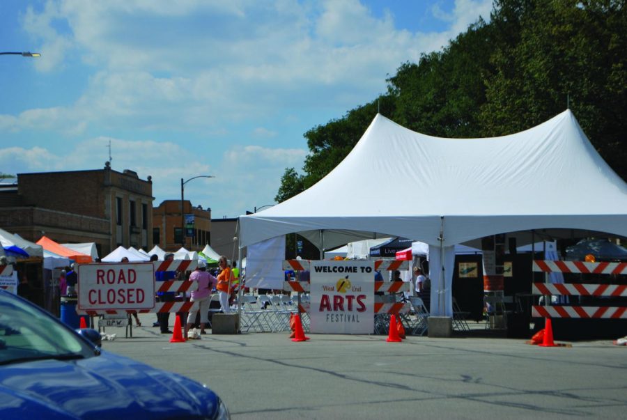 Artist tents await shoppers at the West End Arts Festival on Burlington Avenue on Sept. 10 (Barbera/LION).