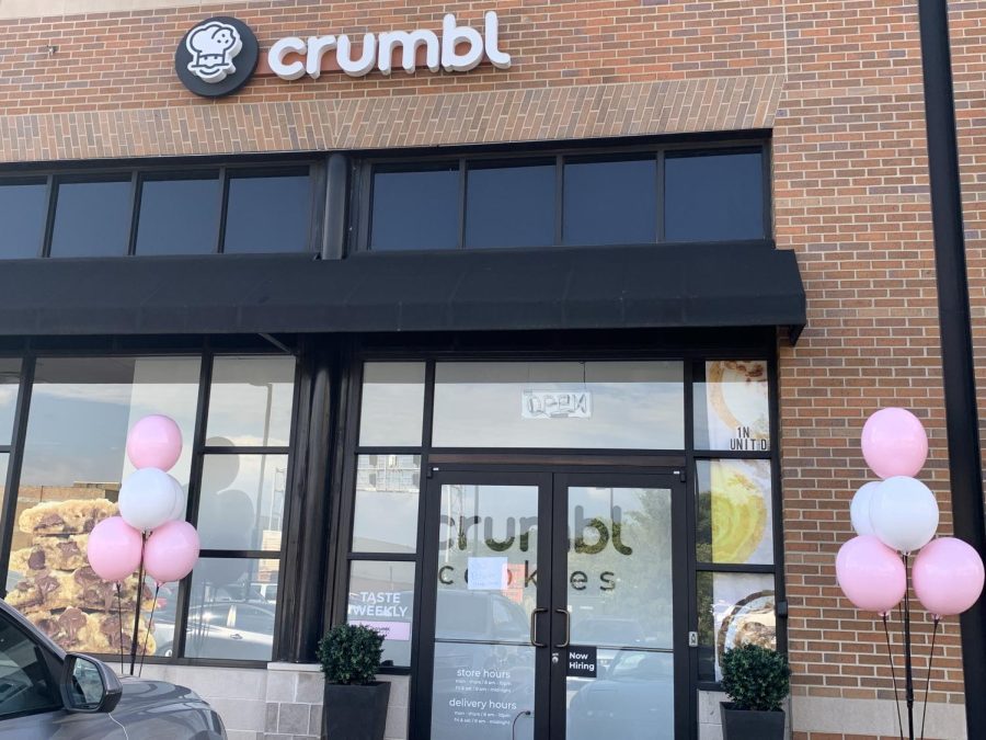 The+new+Crumbl+location+in+downtown+La+Grange+%28Gartner%2FLION%29.