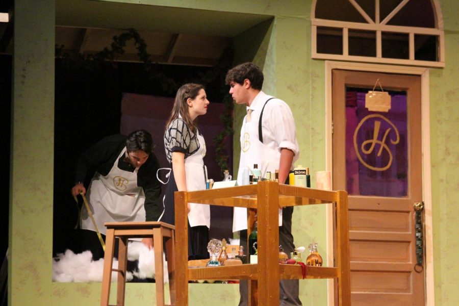 From left to right: Michael Guzman ‘23, Grace Simmon ‘24, and Milo Guevara ‘24 in the first act of the play (Lazich/LION)