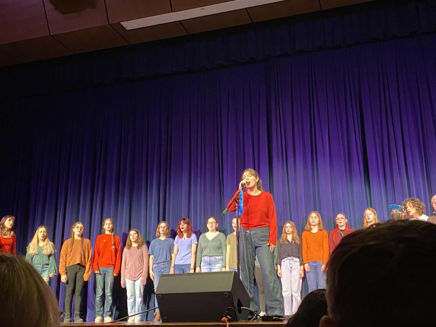 A capella Club sets the stage for the first-ever talent show in the Reber Center (Pohl/LION)
