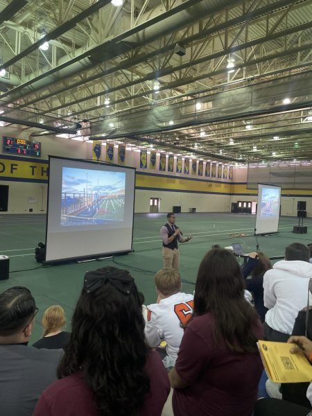 editorial writing about online classes News Analysis: LT hosts IDSA convention
