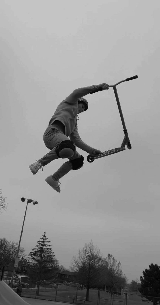 Patrick Shell ‘24 executes a grab midair at Westmont’s skatepark (Photo Courtesy: Patrick Shell)
