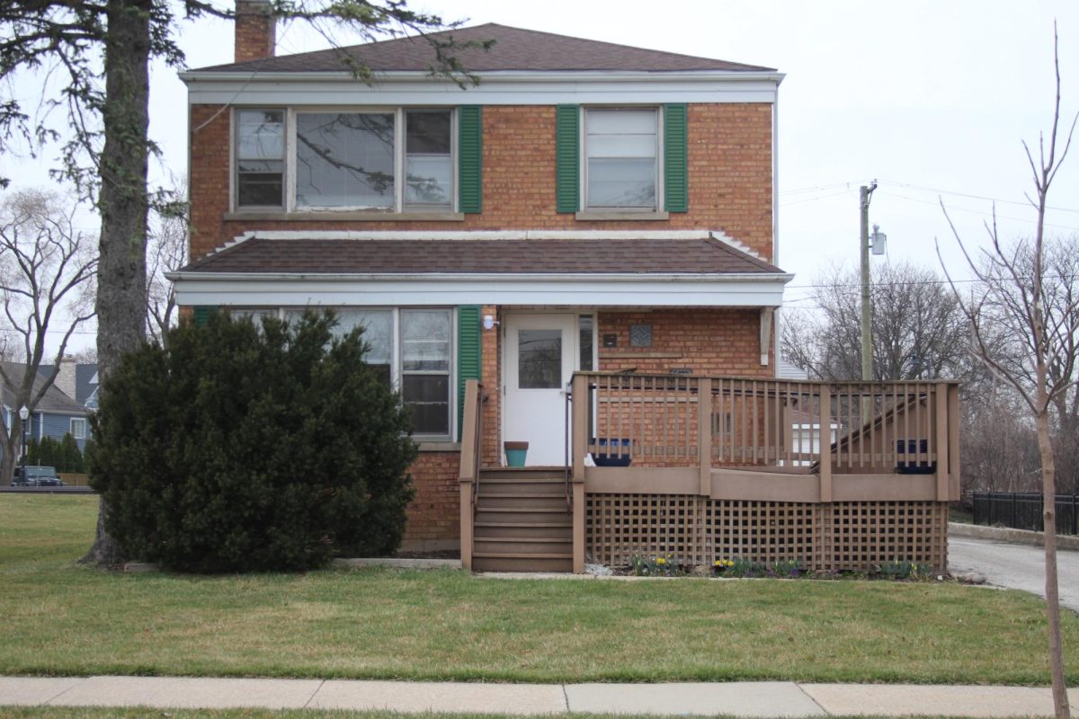 Exterior of the Transition House at 1205 W. Cossitt Ave. (Klos/LION).