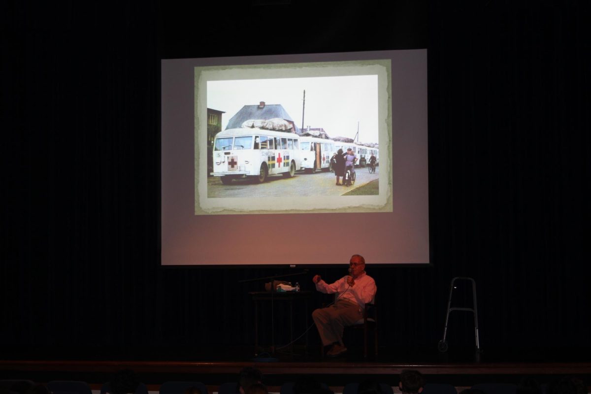 Steen Metz speaks to students in the PAC at SC on April 24 about his experiences 