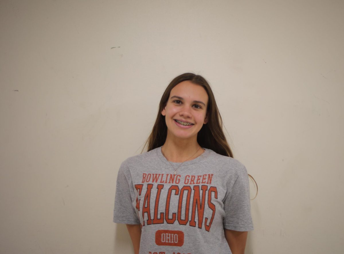 Kylie Thompson ‘26 poses in her Bowling Green State University merchandise. (Forebaugh/LION).